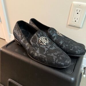 Roberto Cavalli Black Textured Loafers